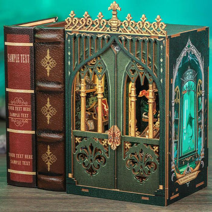 L'Oratoire de Serpentard Book Nook